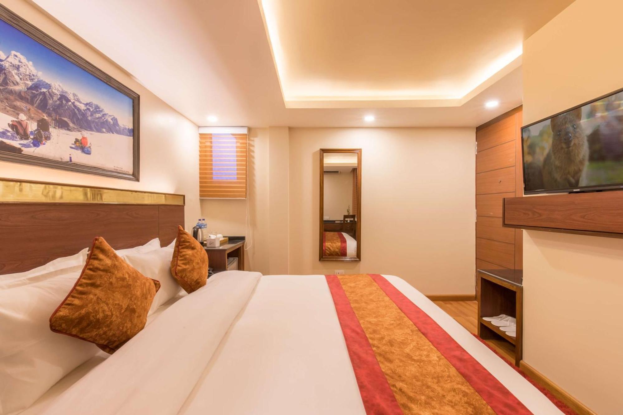 Hotel Infinity International Near Igi Airport Ню Делхи Екстериор снимка